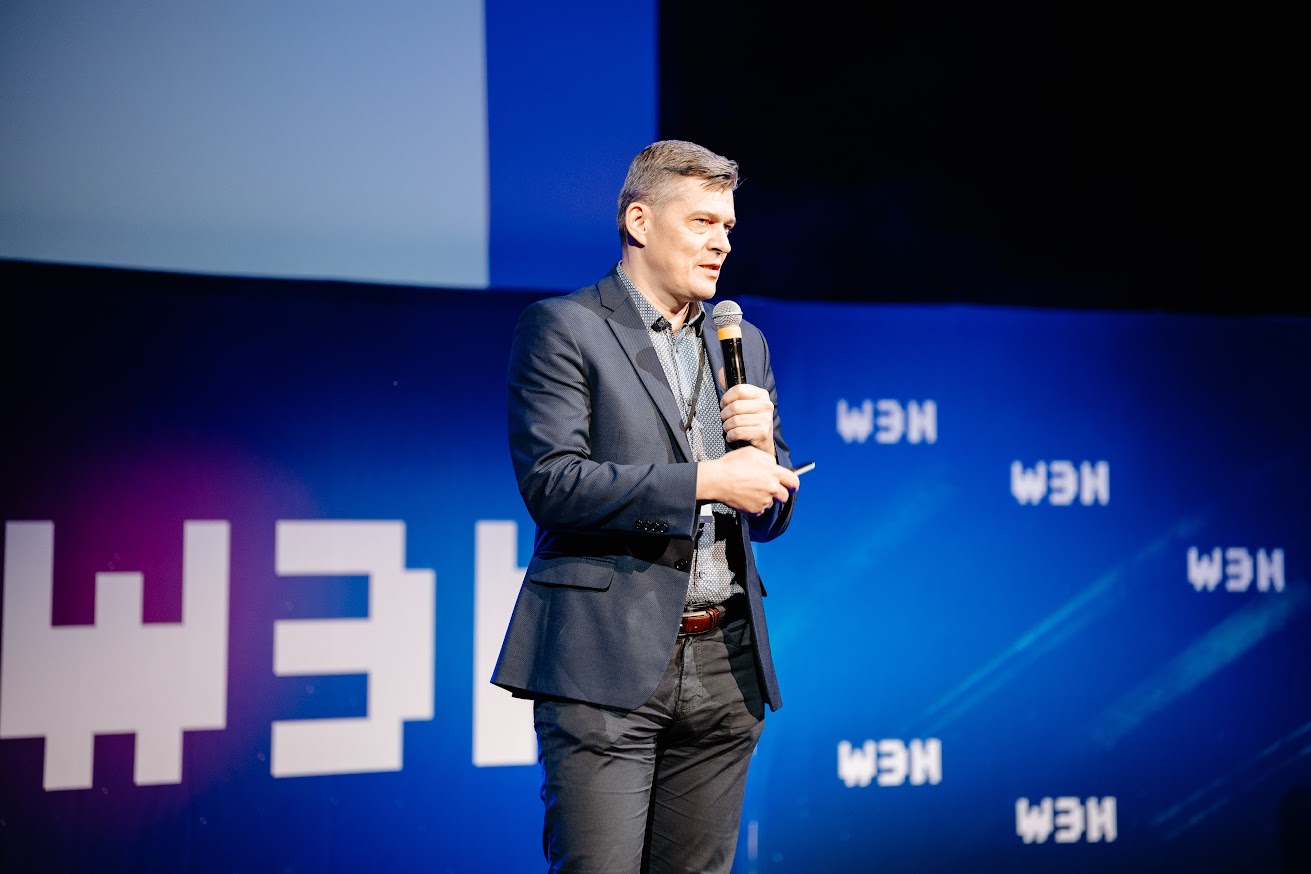 W3N konverents Narvas — Sparkly HR esimene suur lava